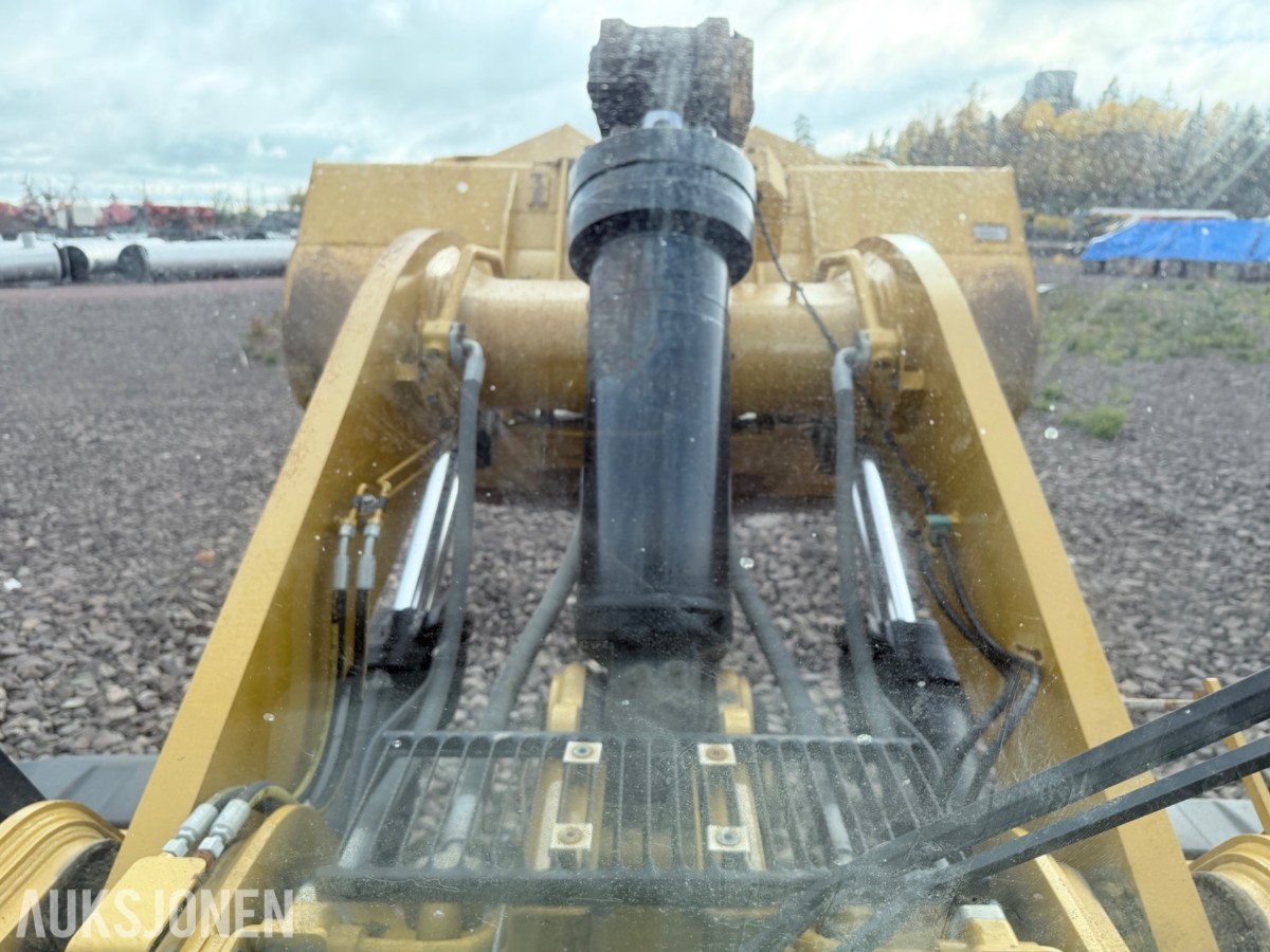 2020 Cat 966M hjullaster m/skuffe – sentralsmøring – vekt m/skriver – joystick-styring