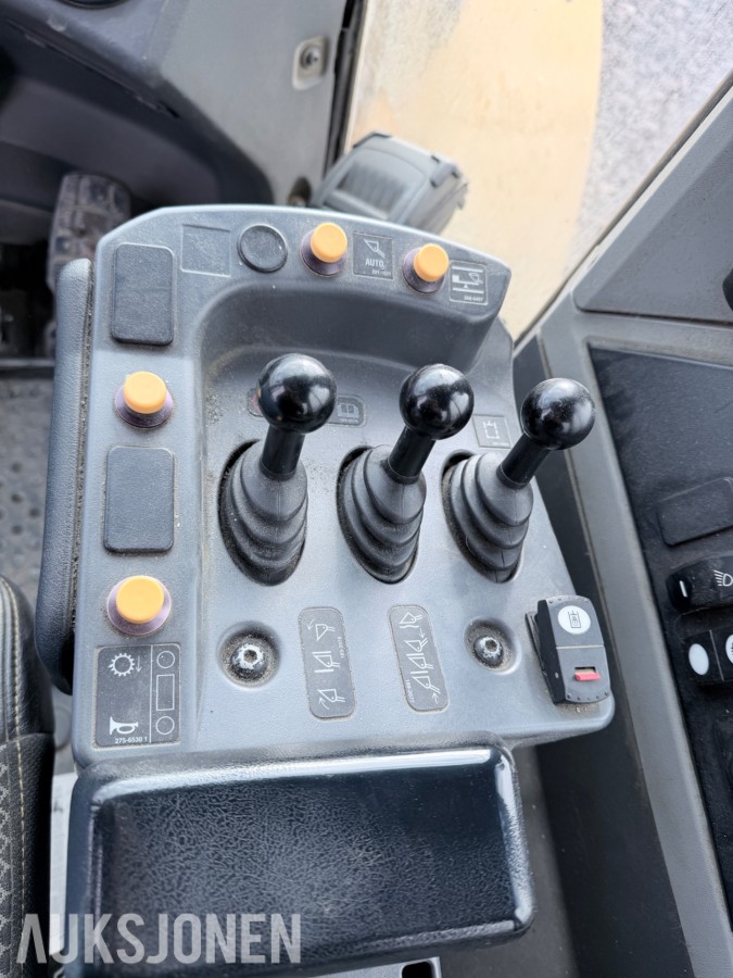 2020 Cat 966M hjullaster m/skuffe – sentralsmøring – vekt m/skriver – joystick-styring
