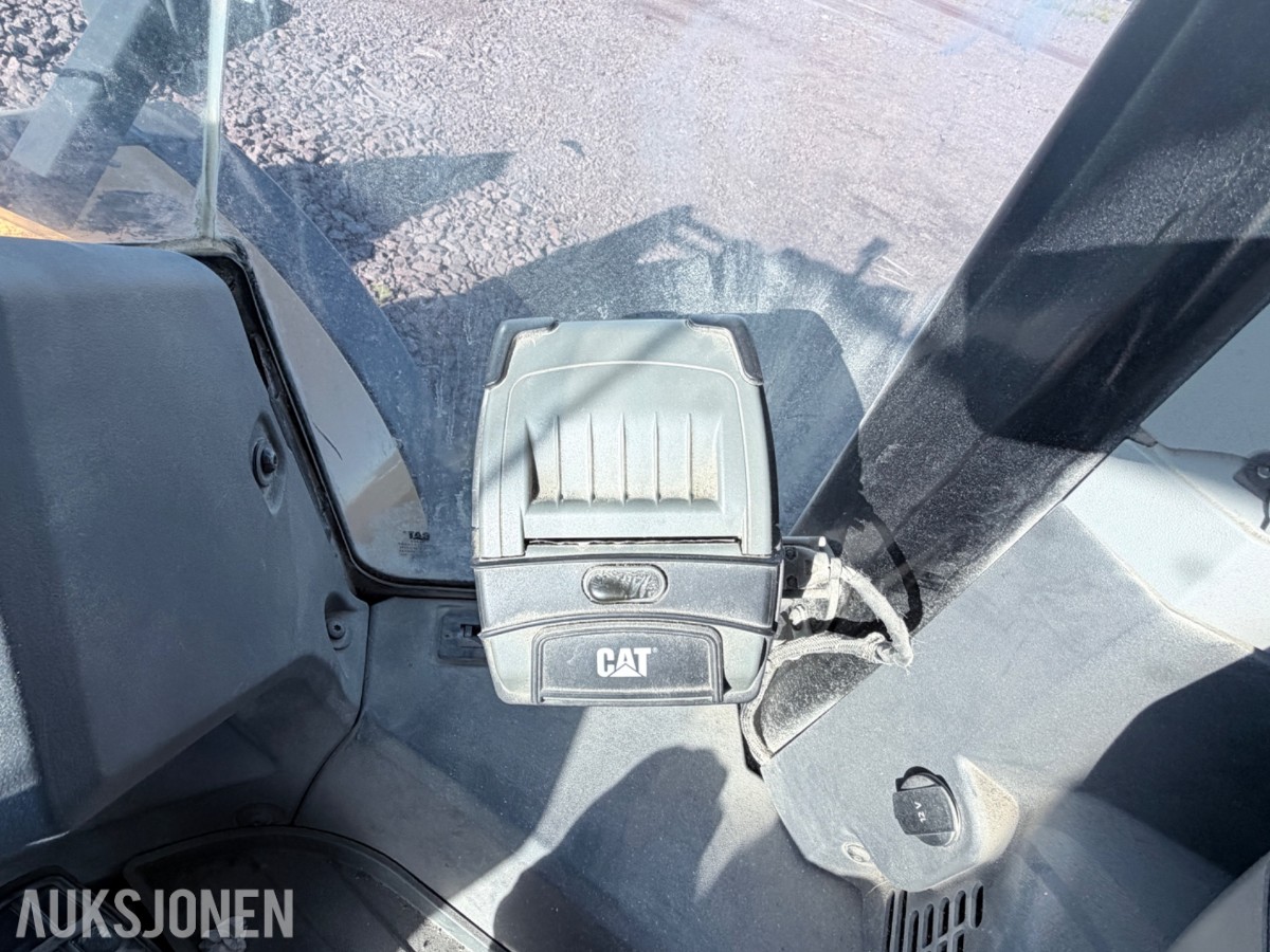 2019 Cat 982M hjullaster med skuffe 7,8 m³