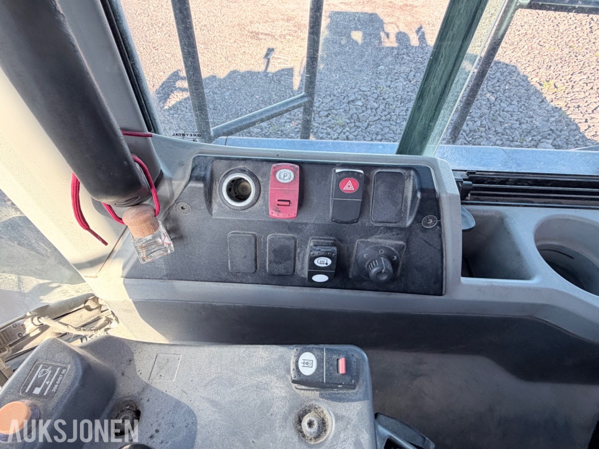 2019 Cat 982M hjullaster med skuffe 7,8 m³