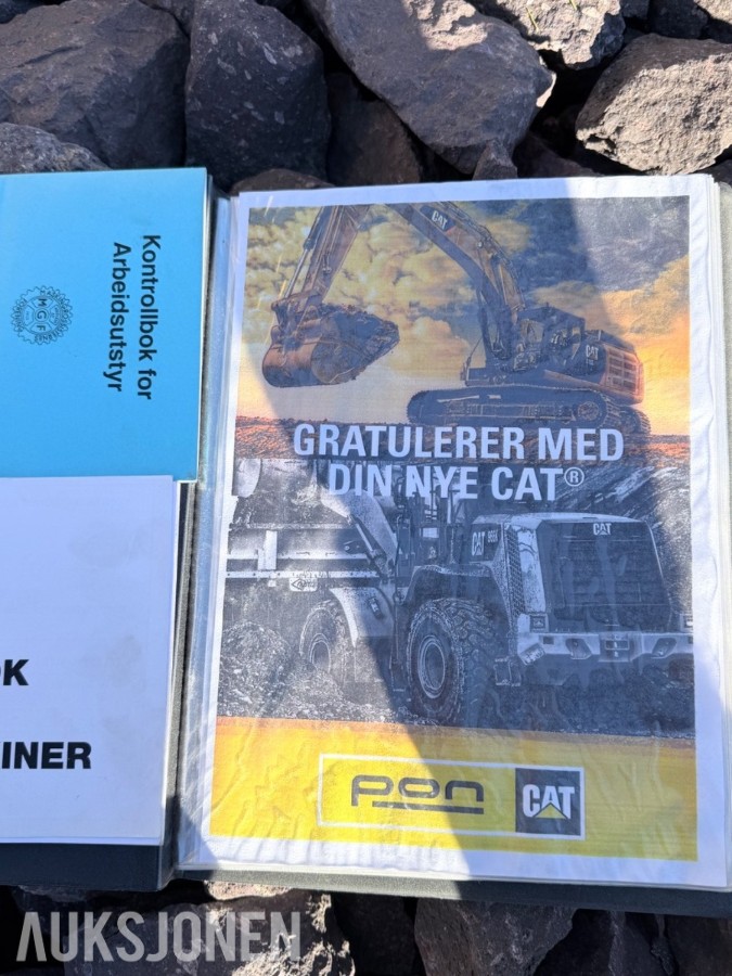 2019 Cat 982M hjullaster med skuffe 7,8 m³