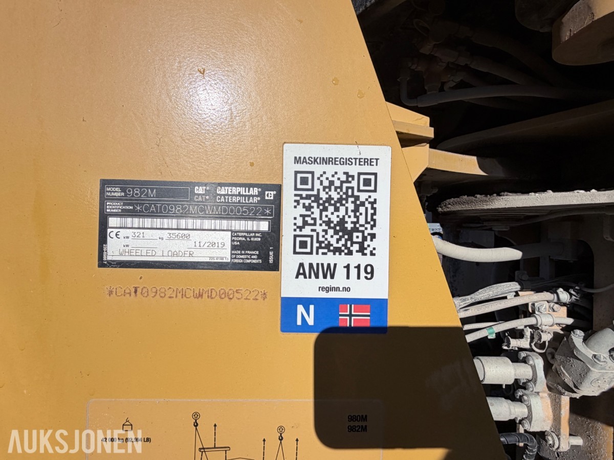 2019 Cat 982M hjullaster med skuffe 7,8 m³