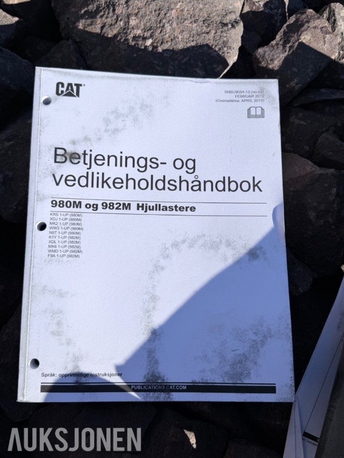 2019 Cat 982M hjullaster med skuffe 7,8 m³