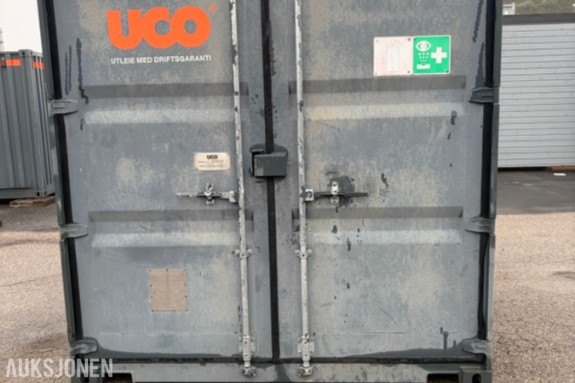 2015 10 fots lagercontainer med el-anlegg og stålreol