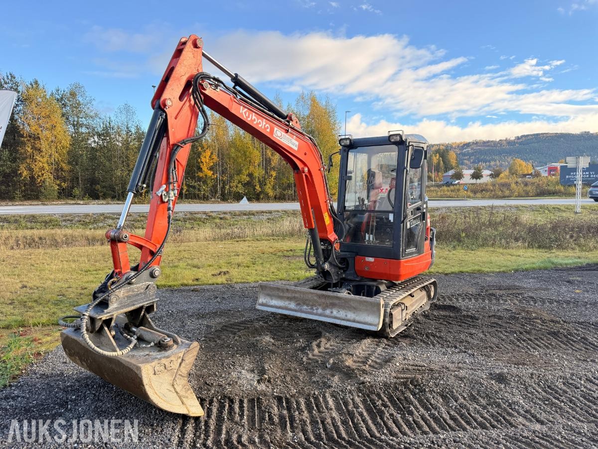 2017 Kubota KX101-3, Minigraver 3520kg, 4600 timer. Godt vedlikeholdt!