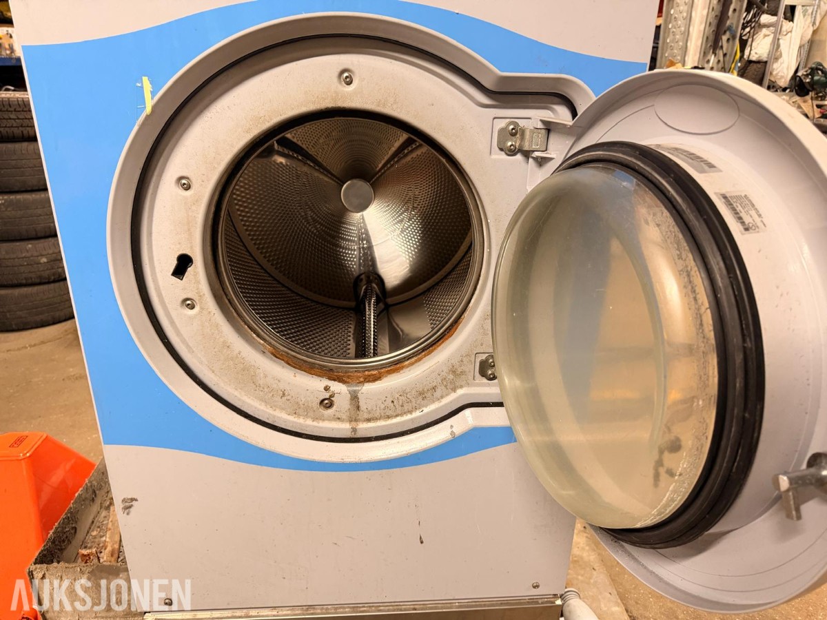2011 Electrolux W4130S industrivaskemaskin – 14 kg