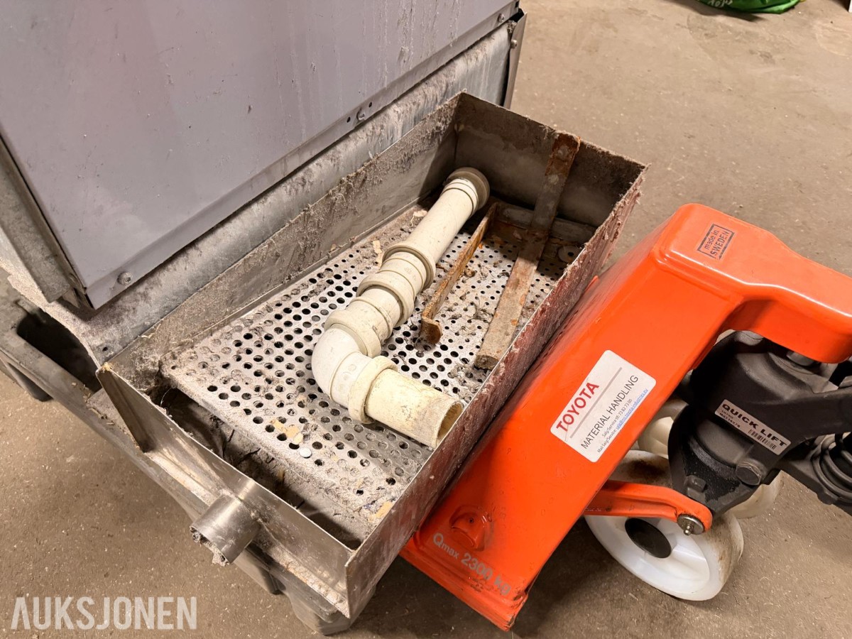 2011 Electrolux W4130S industrivaskemaskin – 14 kg