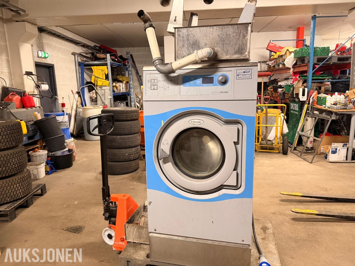 2011 Electrolux W4130S industrivaskemaskin – 14 kg