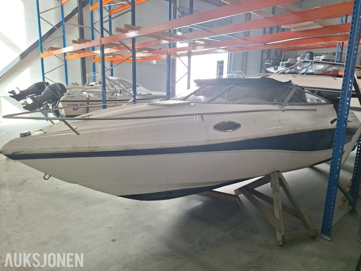 1998 Rinker Captiva 232