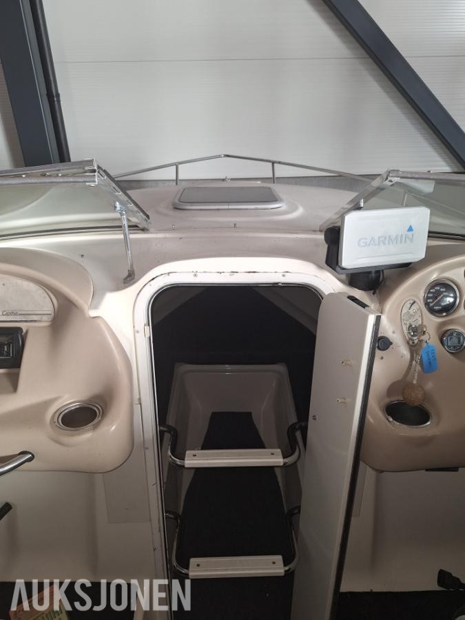 1998 Rinker Captiva 232