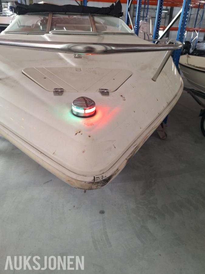 1998 Rinker Captiva 232