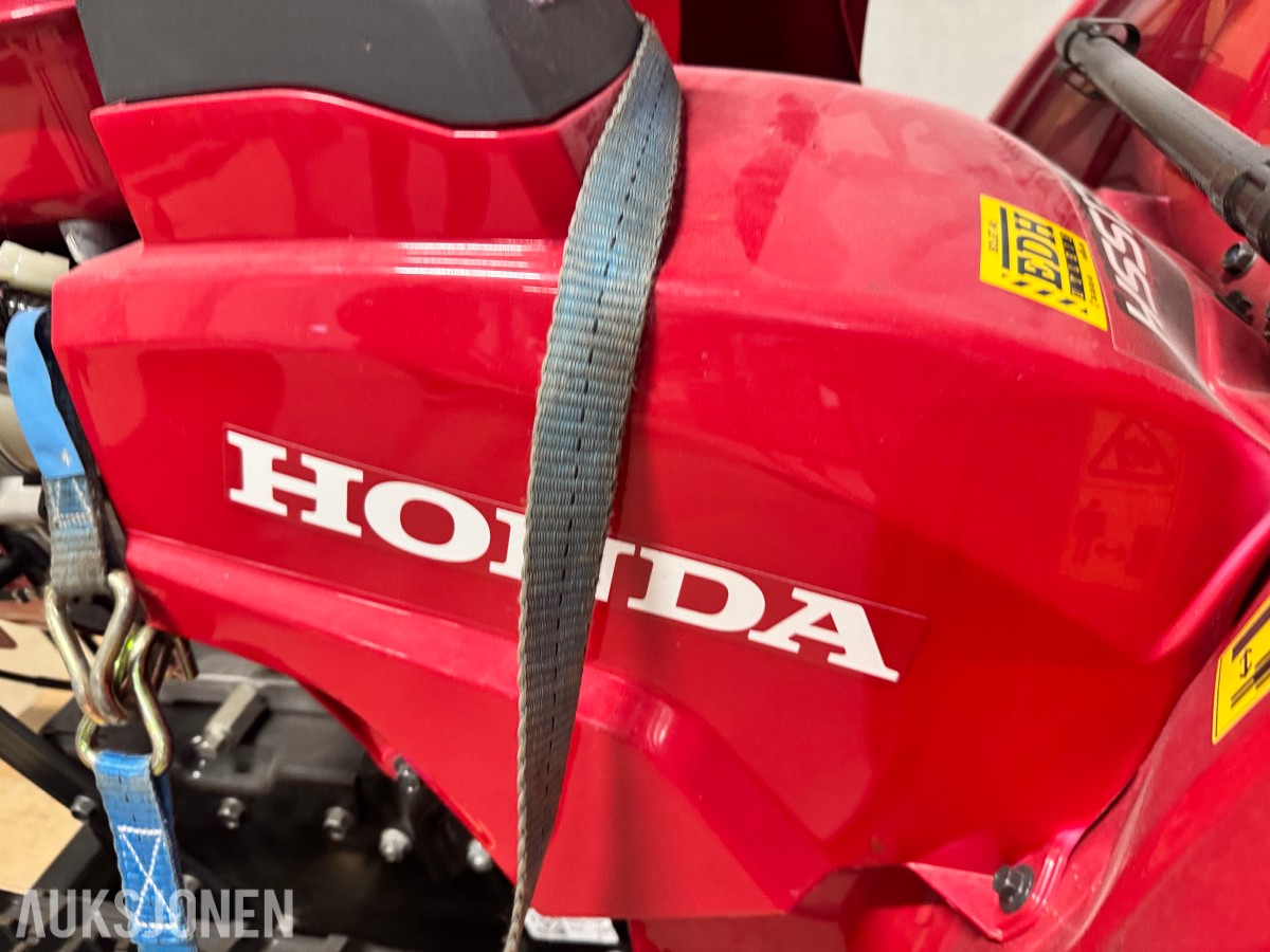 2018 Honda Snøfres HSS1380AETD - 43 Timer - Rep/Deleobjekt