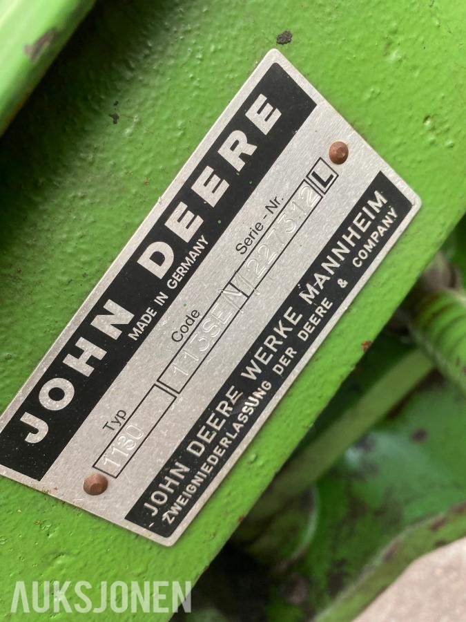 Komplett skogsbuk / bukbeskyttelse til John Deere 1130 – uten minstepris