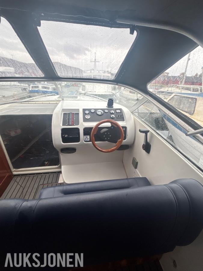2001 Laguna 7500 med volvo penta motor og henger