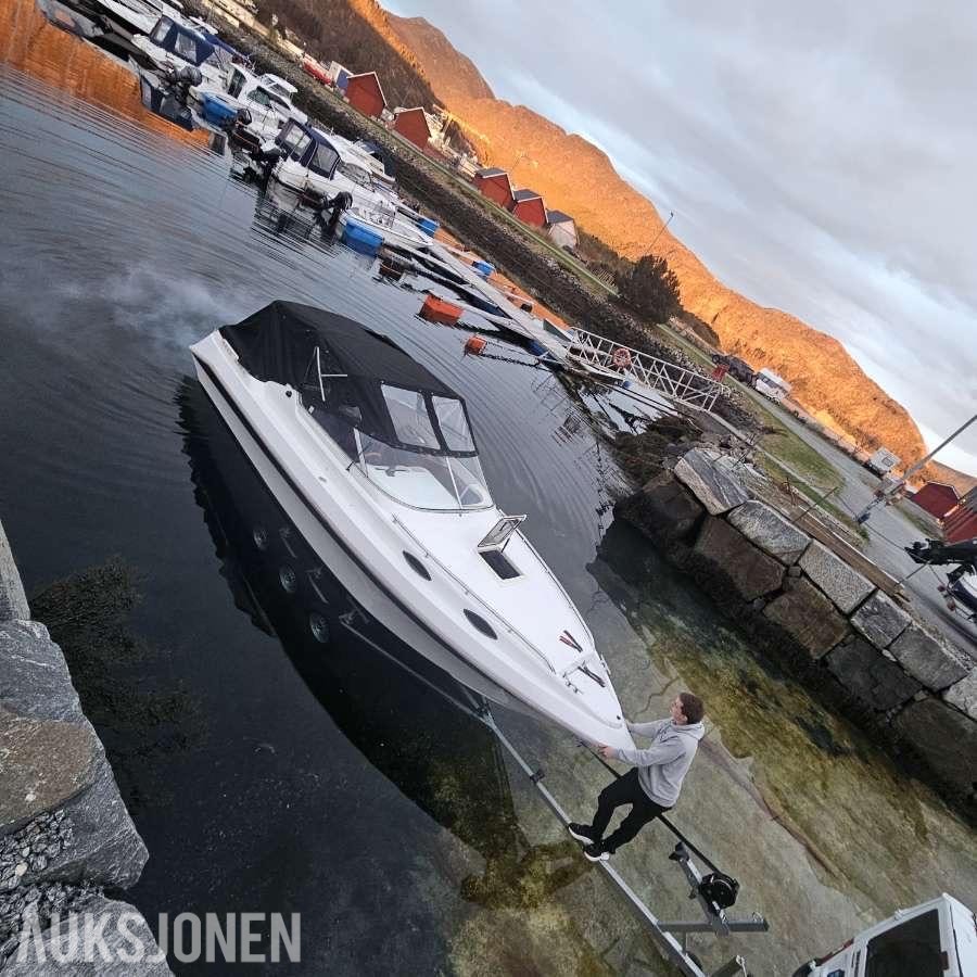 2001 Laguna 7500 med volvo penta motor og henger