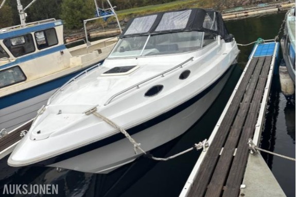2001 Laguna 7500 med volvo penta motor og henger