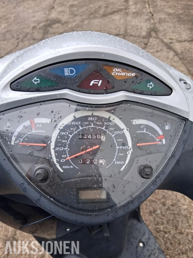 2007 Honda SH 125 scooter