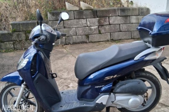 2007 Honda SH 125 scooter