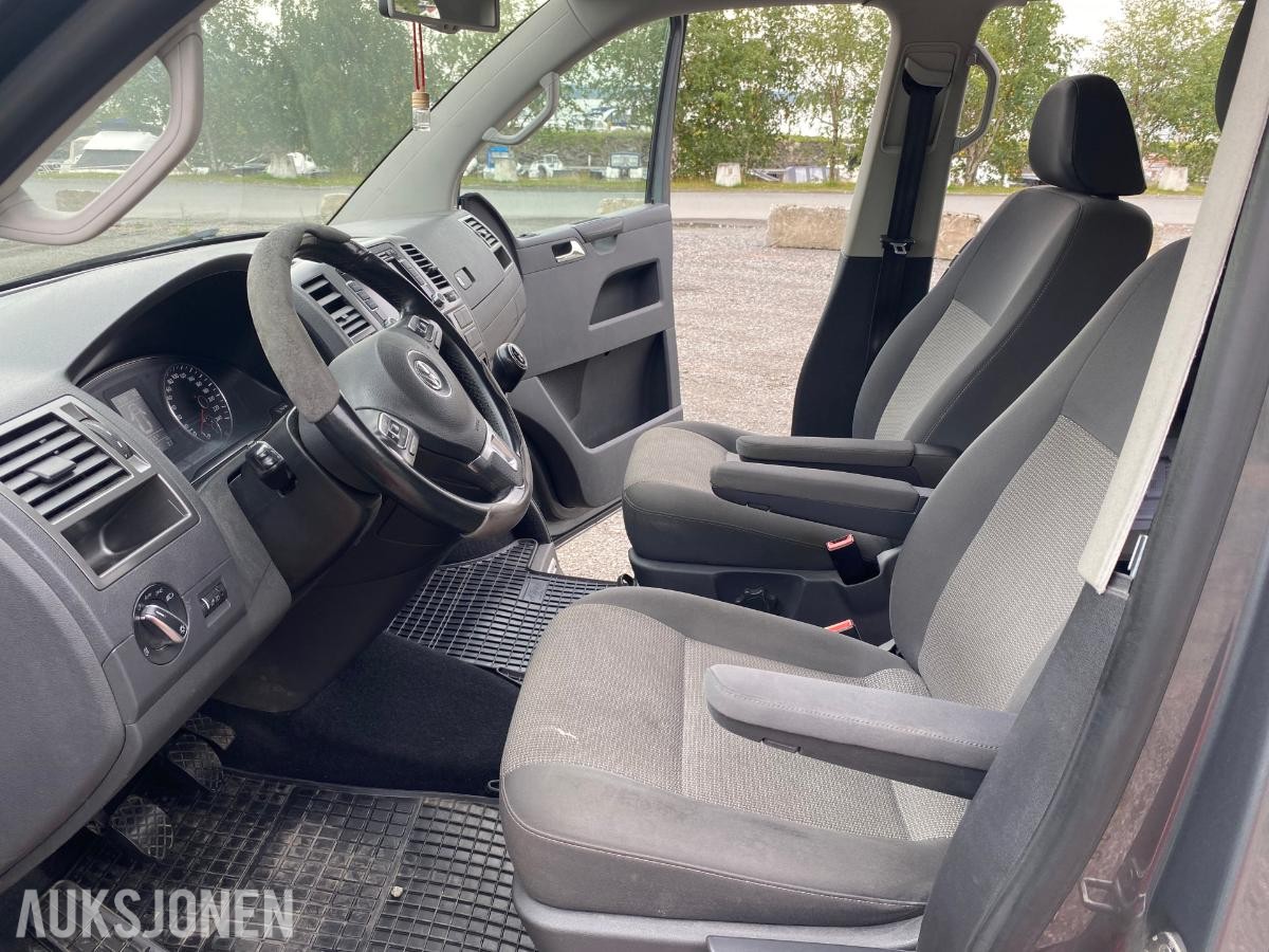 2015 Volkswagen Caravelle 2.0 TDI 114hk 8-Seter, EU ok 09.2027