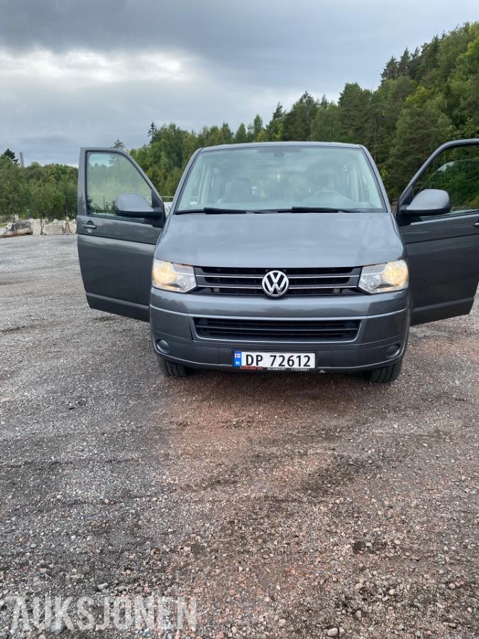 2015 Volkswagen Caravelle 2.0 TDI 114hk 8-Seter, EU ok 09.2027
