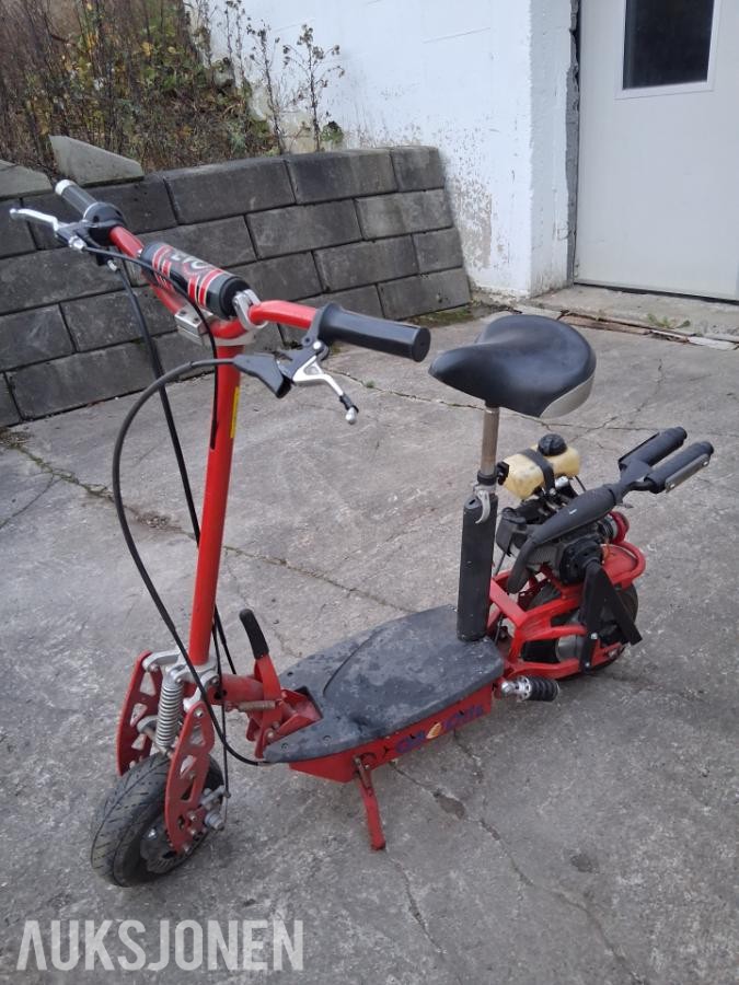 2016 Sparkesykkel med motor 