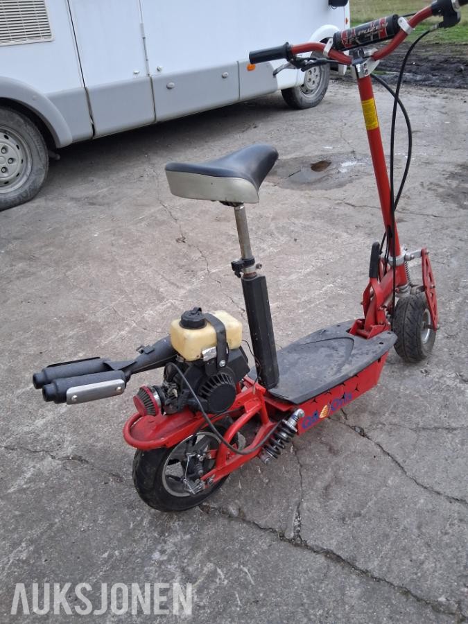 2016 Sparkesykkel med motor 