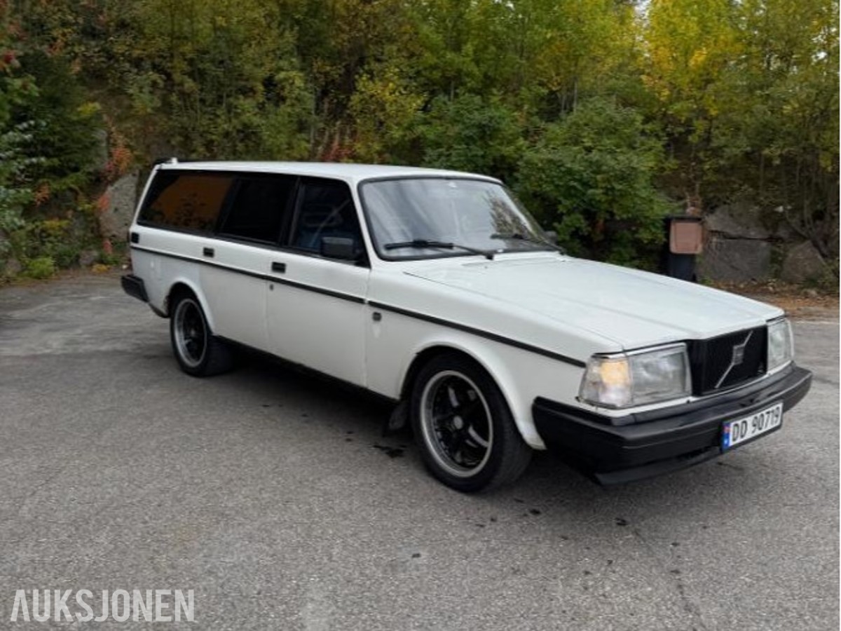 1984 VOLVO 245 B230 EU OK TIL 09.2028