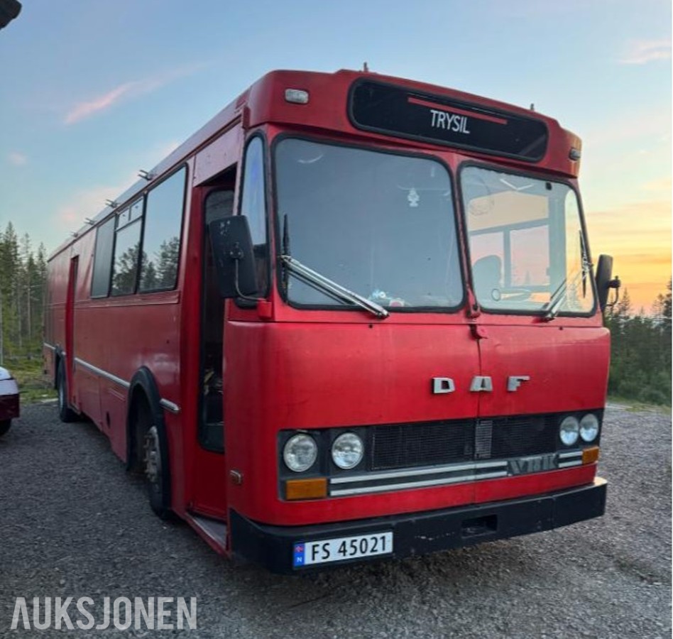 1980 DAF MB 200 BUSS MED LASTEROM FOR BIL