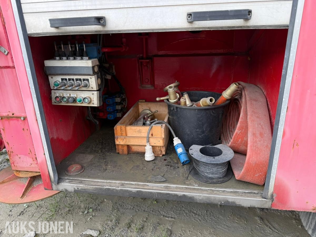 1984 Volvo F7 4X2 latsebil 39912km m/ Bronto Skylift 27-3
