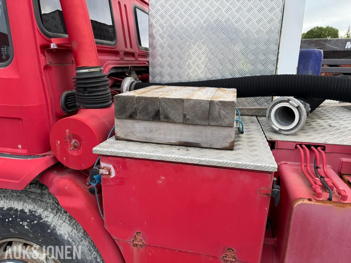 1984 Volvo F7 4X2 latsebil 39912km m/ Bronto Skylift 27-3