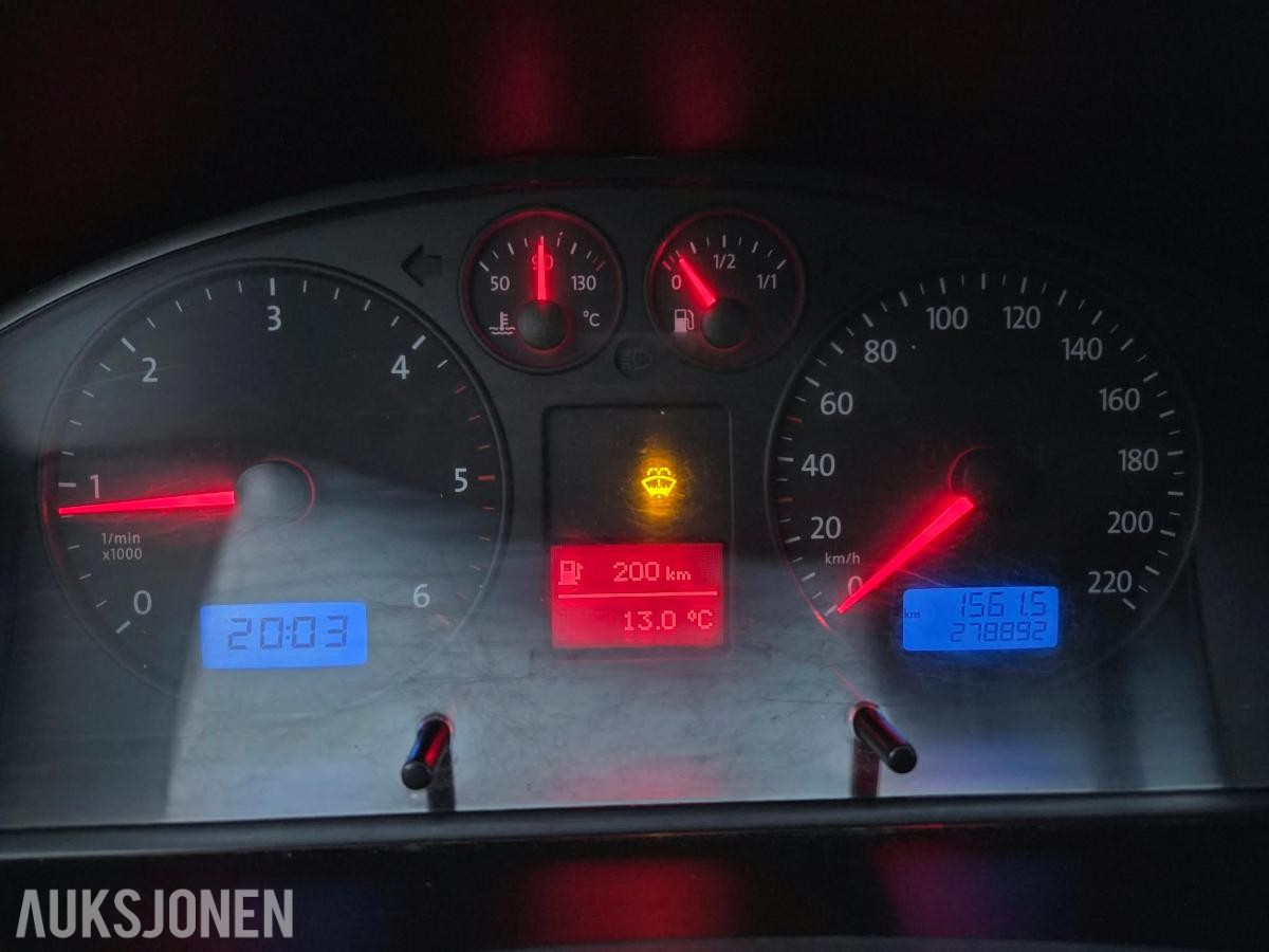 2008 Volkswagen Transporter 1.9 Diesel, S+V dekk – 8 seter