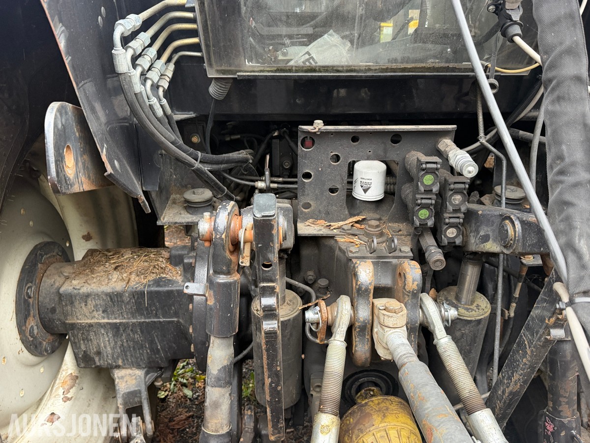 2006 Valtra M130 - TwinTrack - Frontlaster - EU-godkjent