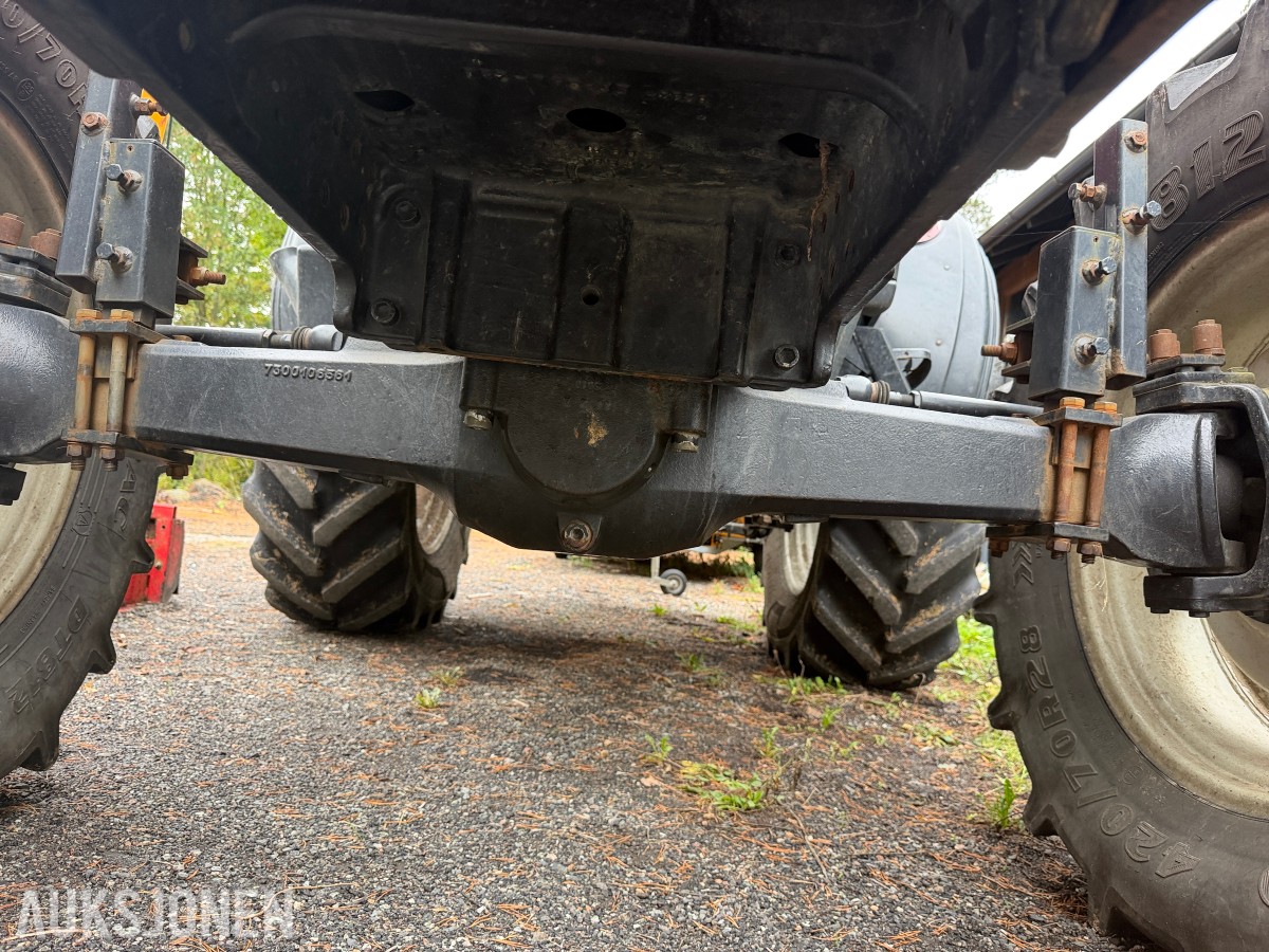 2006 Valtra M130 - TwinTrack - Frontlaster - EU-godkjent