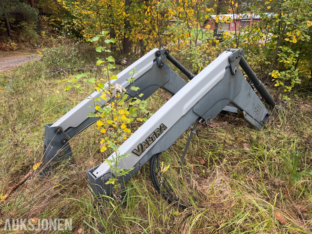 2006 Valtra M130 - TwinTrack - Frontlaster - EU-godkjent