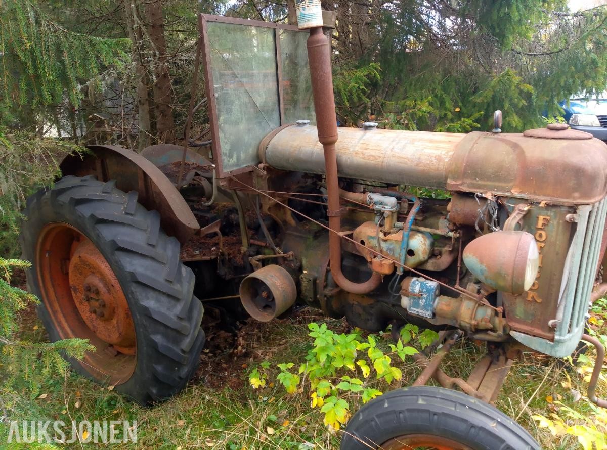 1948 Fordson E27N veteran traktor - rep objekt 
