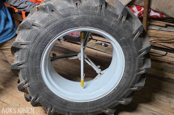 Tvillinghjul til traktor.