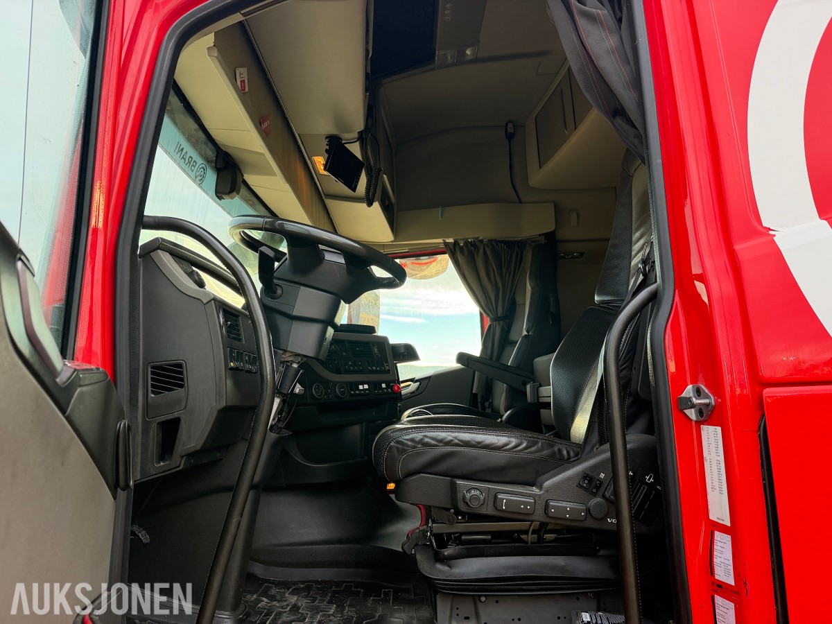 2018 Volvo FH 540 asfalt bil med henger - EU-godkjent
