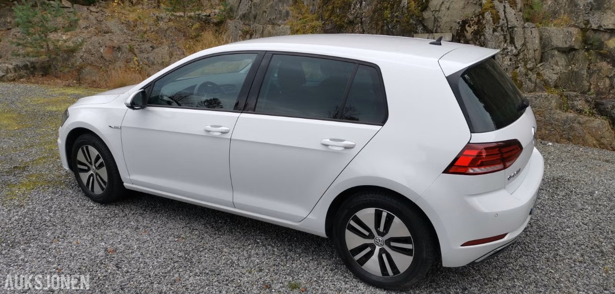 2020 Volkswagen Skinn, Activ info, Keyless, 300km ++