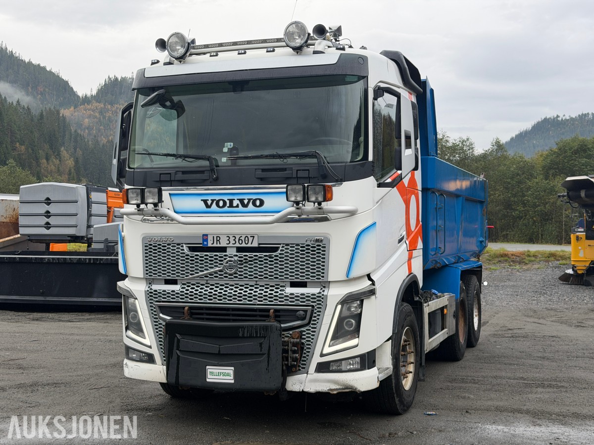 2013 Volvo FH16 6x4 tippbil med Zetterbergs tippkasse