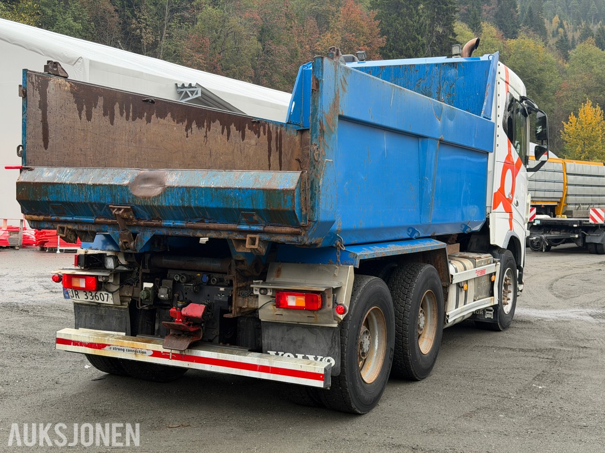 2013 Volvo FH16 6x4 tippbil med Zetterbergs tippkasse