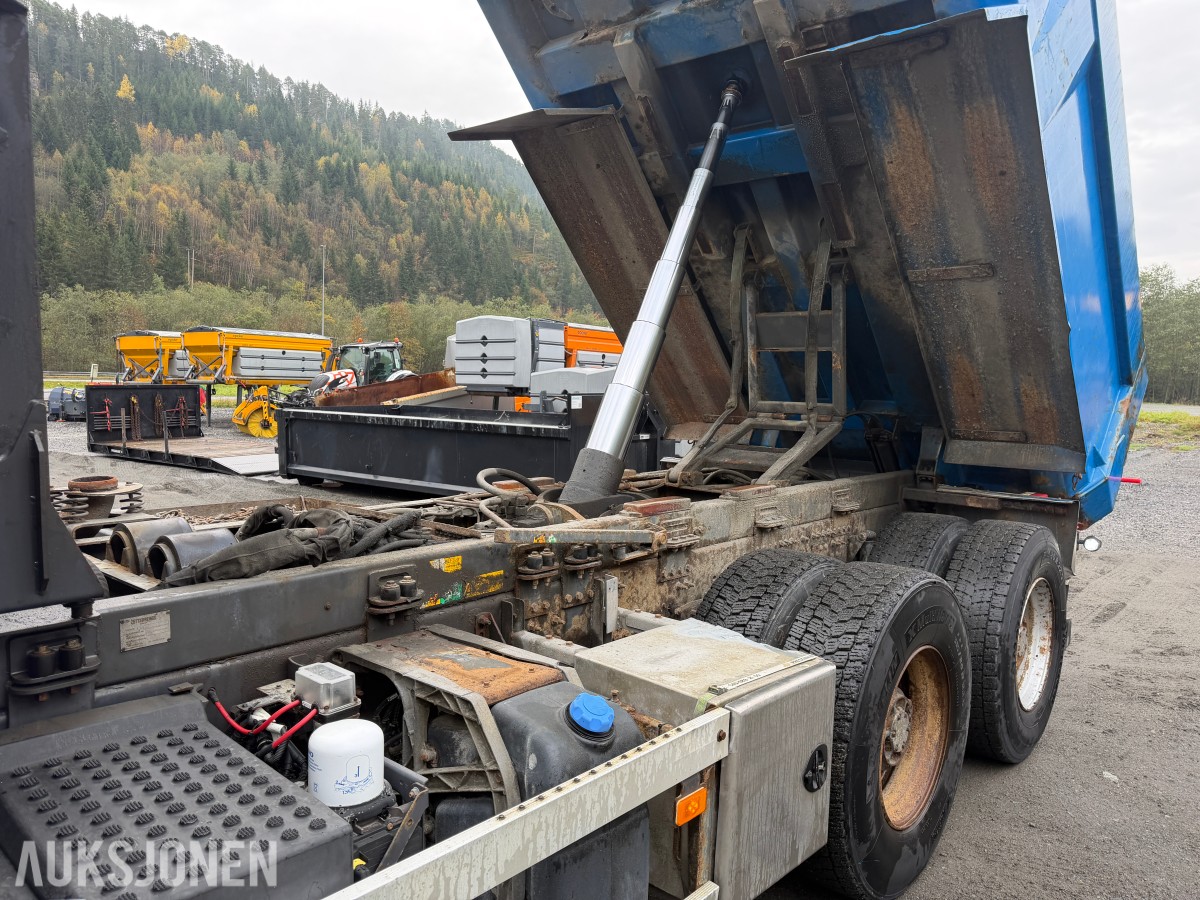 2013 Volvo FH16 6x4 tippbil med Zetterbergs tippkasse