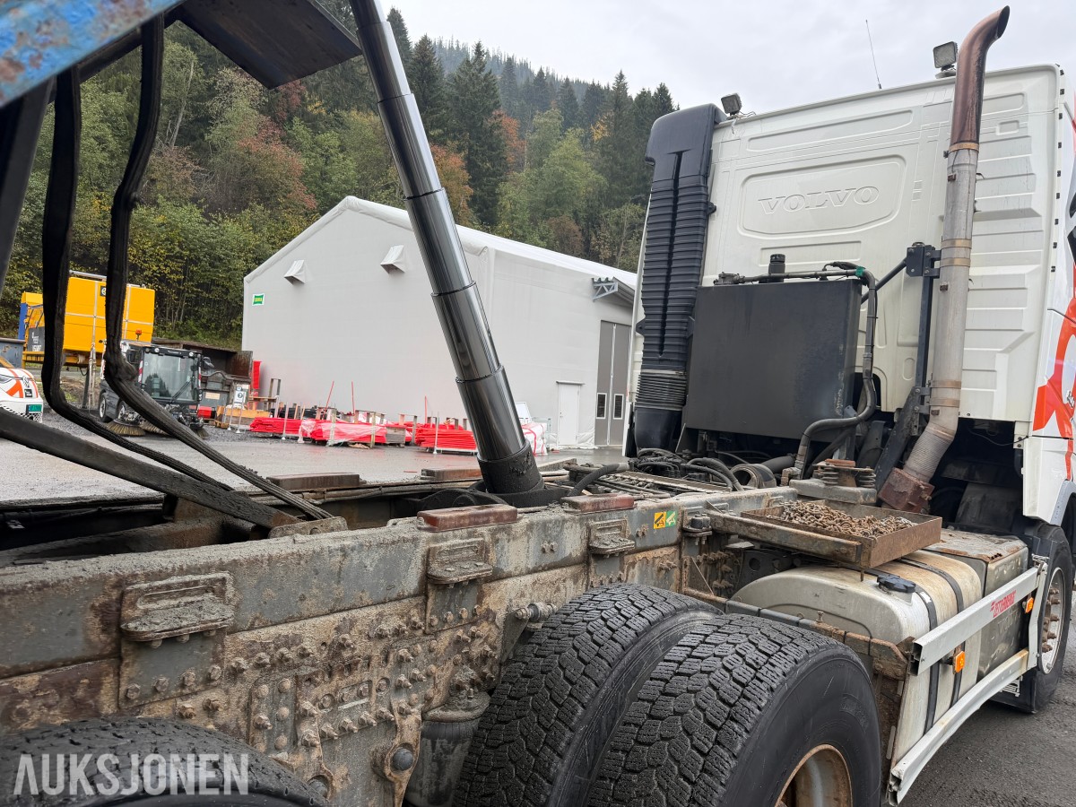 2013 Volvo FH16 6x4 tippbil med Zetterbergs tippkasse
