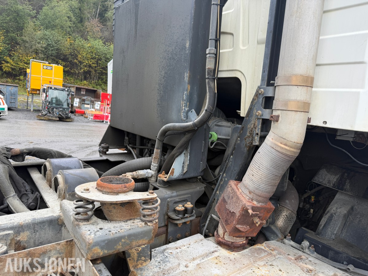 2013 Volvo FH16 6x4 tippbil med Zetterbergs tippkasse