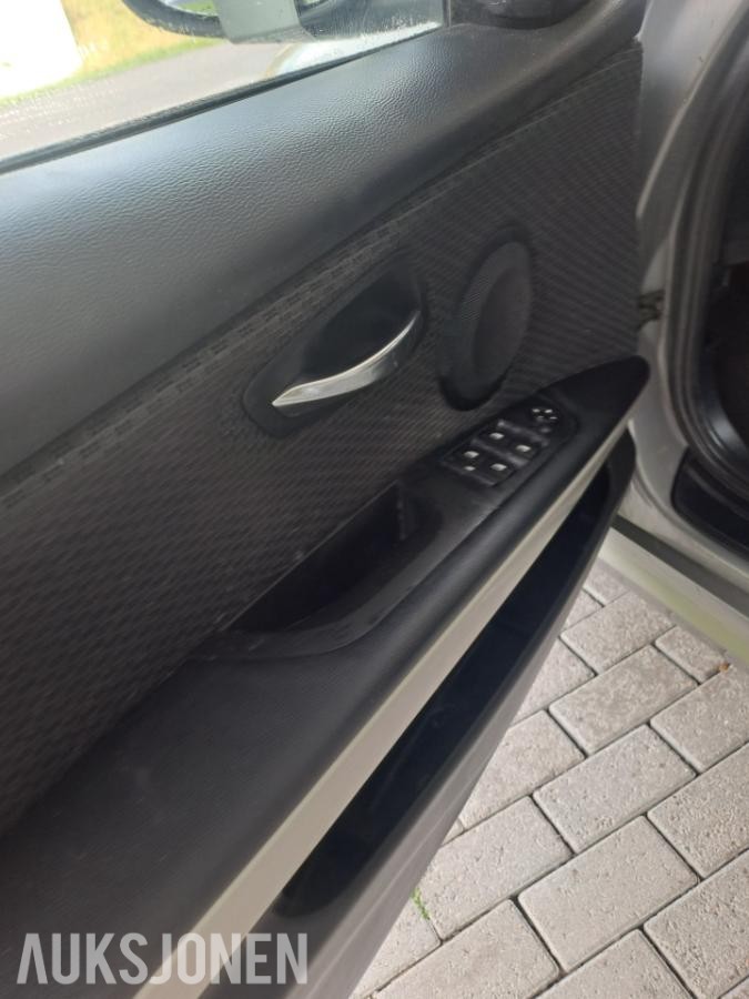 2012 BMW 320D XDRIVE 163HK AUTOMAT EU-OK 09.28