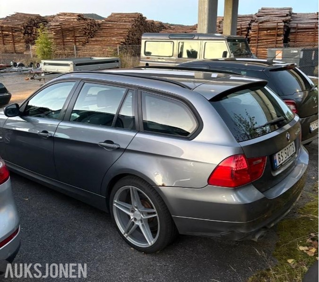 2012 BMW 320D XDRIVE 163HK AUTOMAT EU-OK 09.28