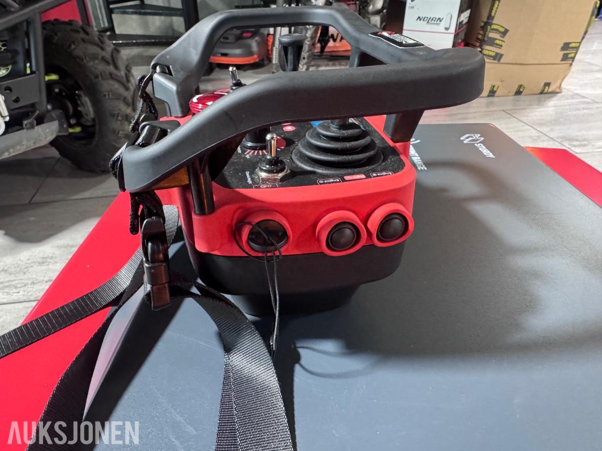Bluebird E-FM 24-60 fjernstyrt beitepusser – elektrisk – demomaskin – ny garanti