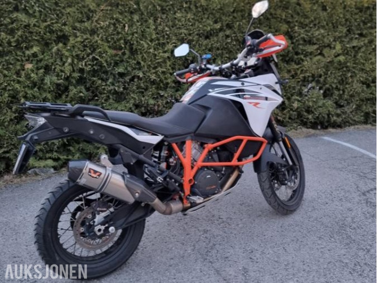 2017 MC - KTM 1090 Adventure R