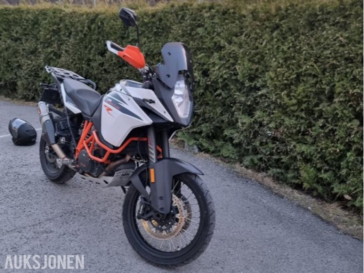 2017 MC - KTM 1090 Adventure R