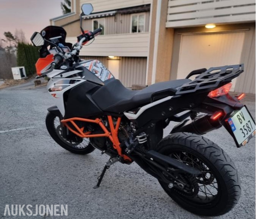 2017 MC - KTM 1090 Adventure R