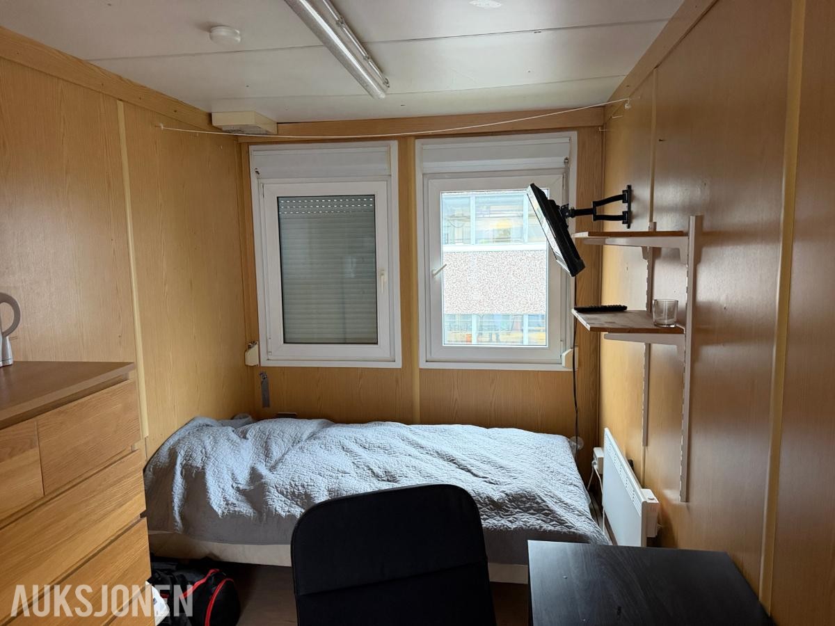 Brakkerigg - 10 sovebrakker med kjøkken, bad ++
